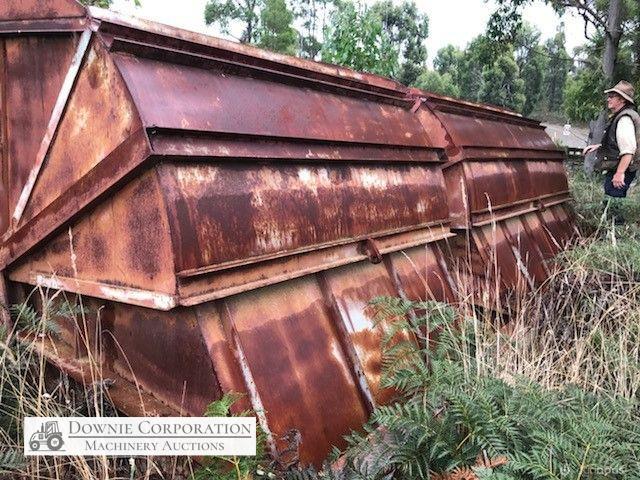 2x H/Duty Steel Dumping Hoppers - photo 5