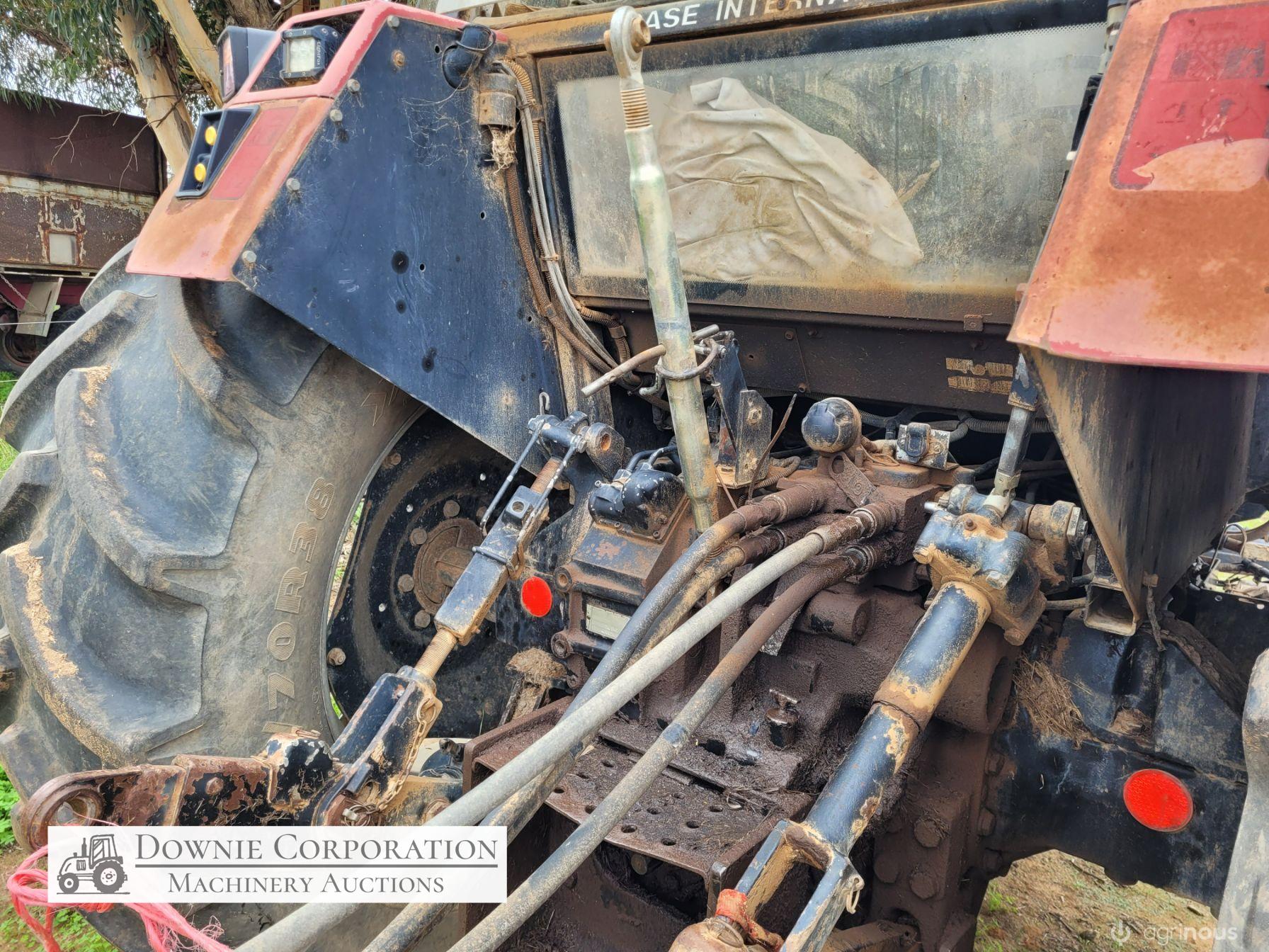 Case 5130 Maxxum Tractor with Powershift - photo 9