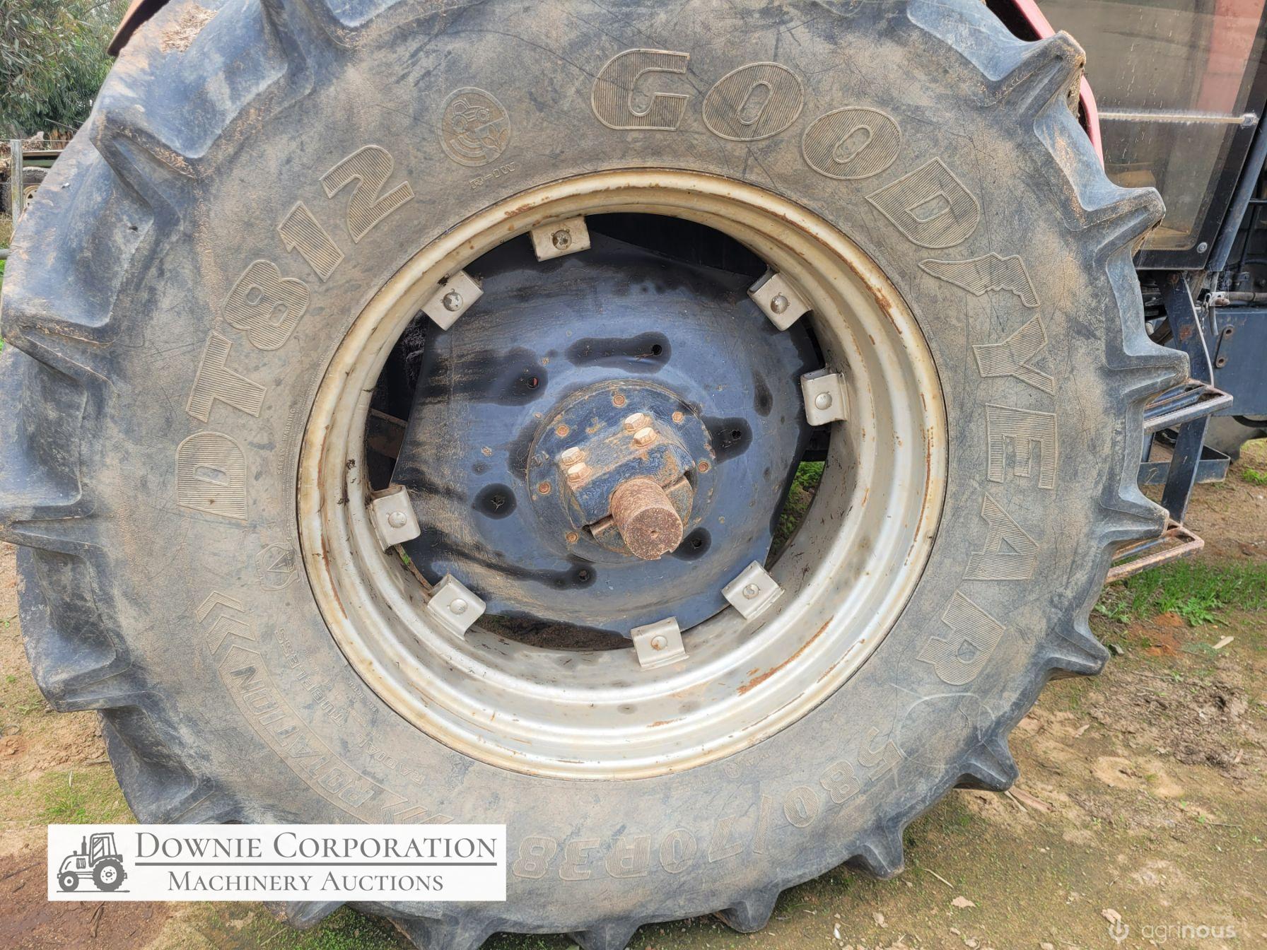 Case 5130 Maxxum Tractor with Powershift - photo 10