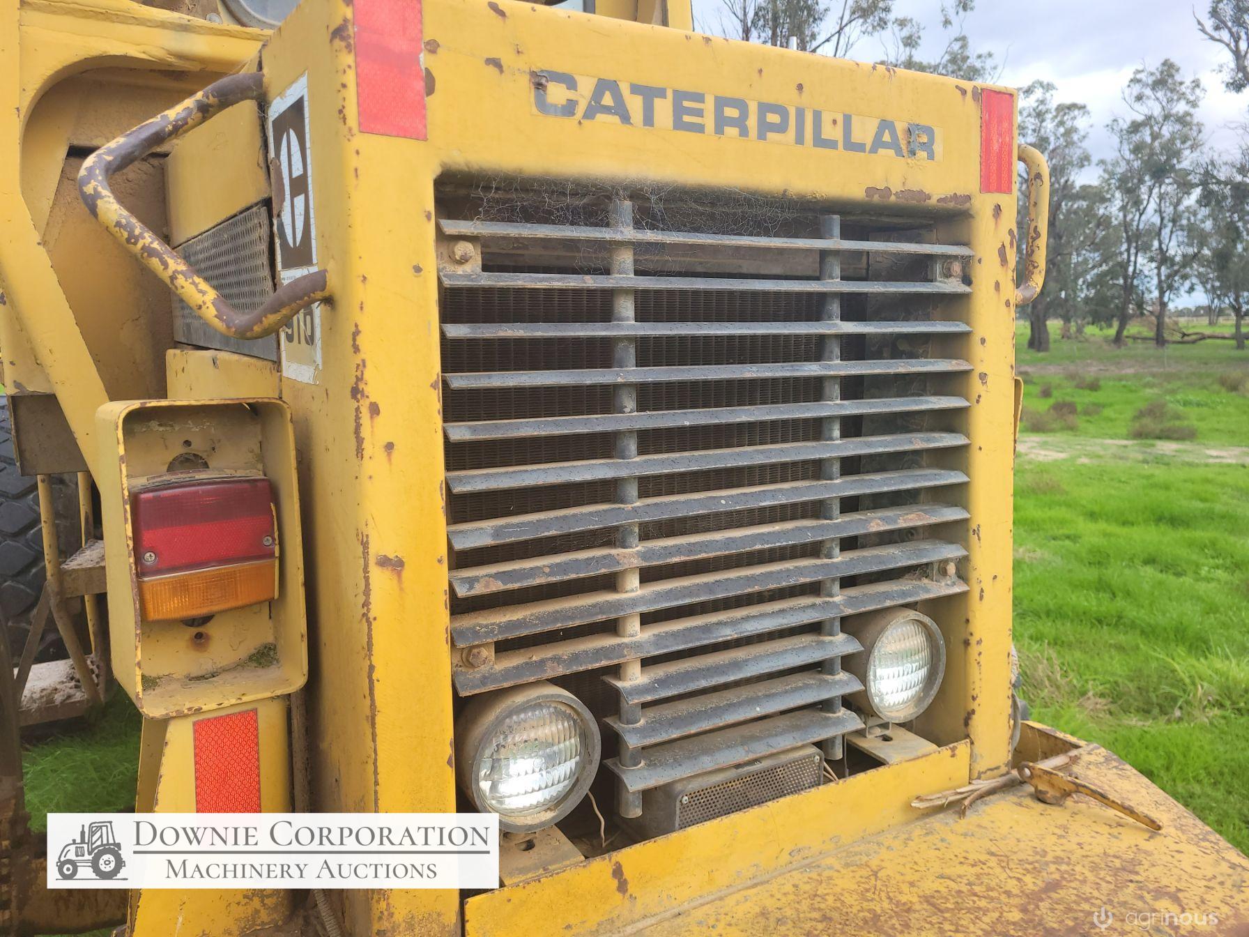 Cat 910 Articulated Loader - photo 9