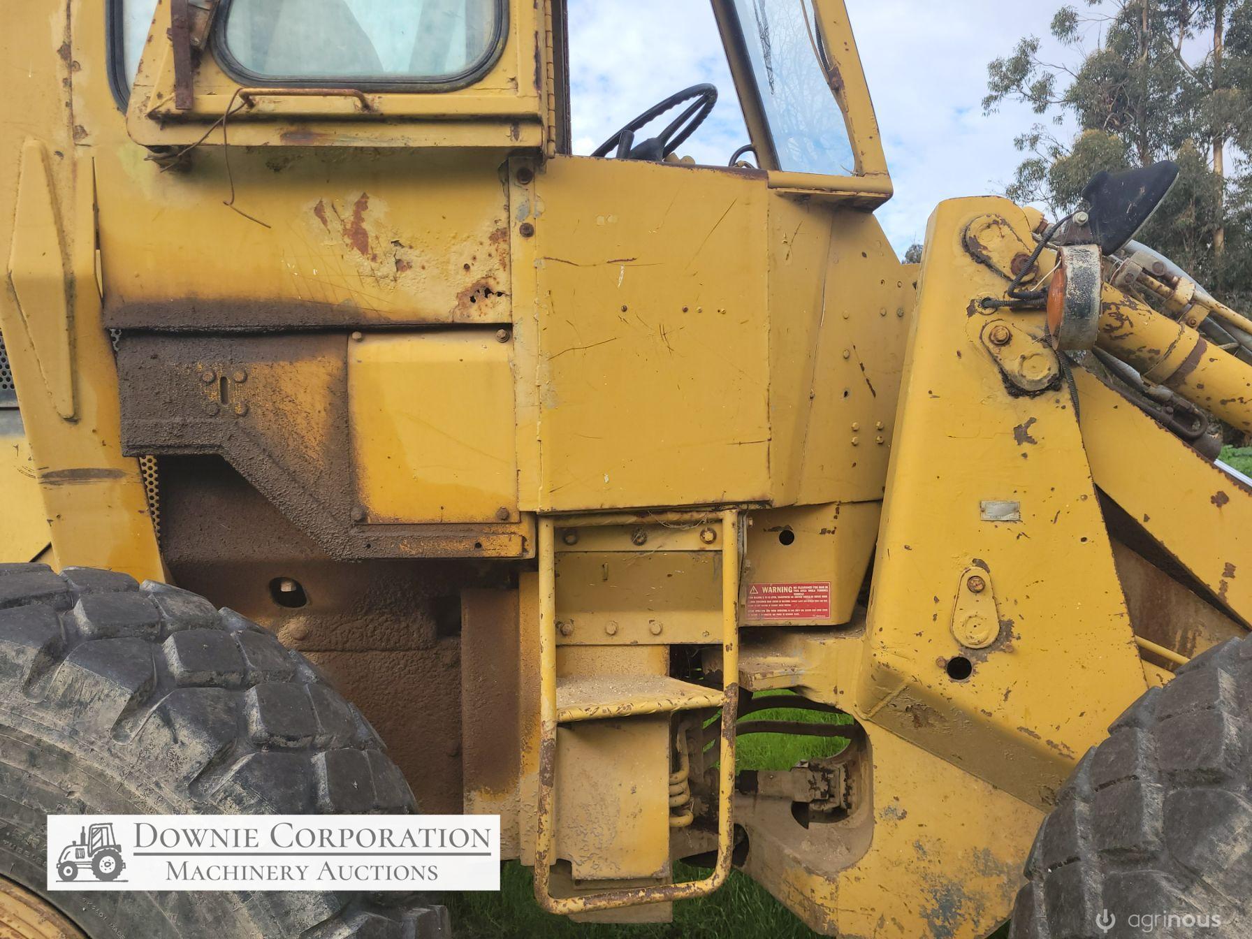 Cat 910 Articulated Loader - photo 29