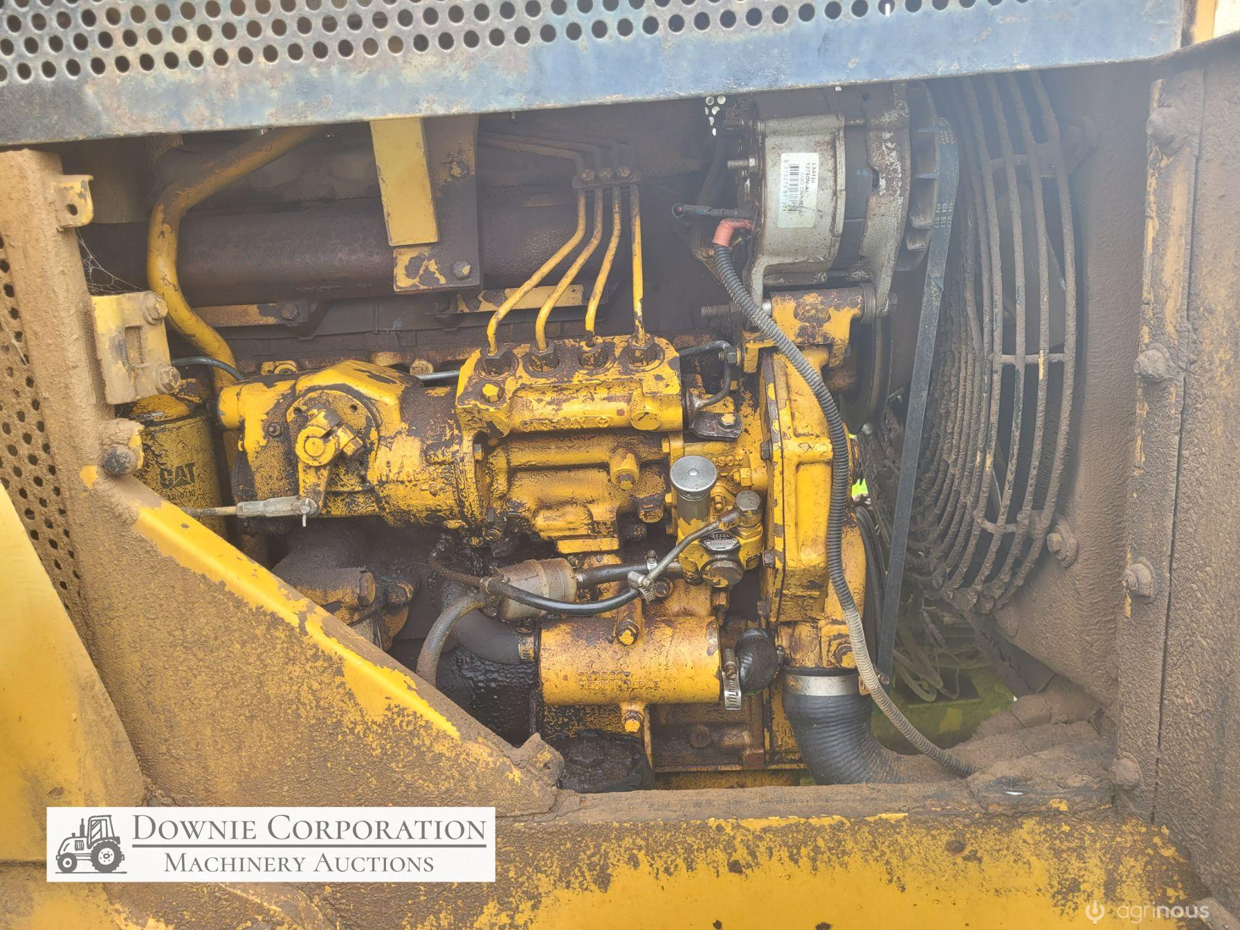 Cat 910 Articulated Loader - photo 6