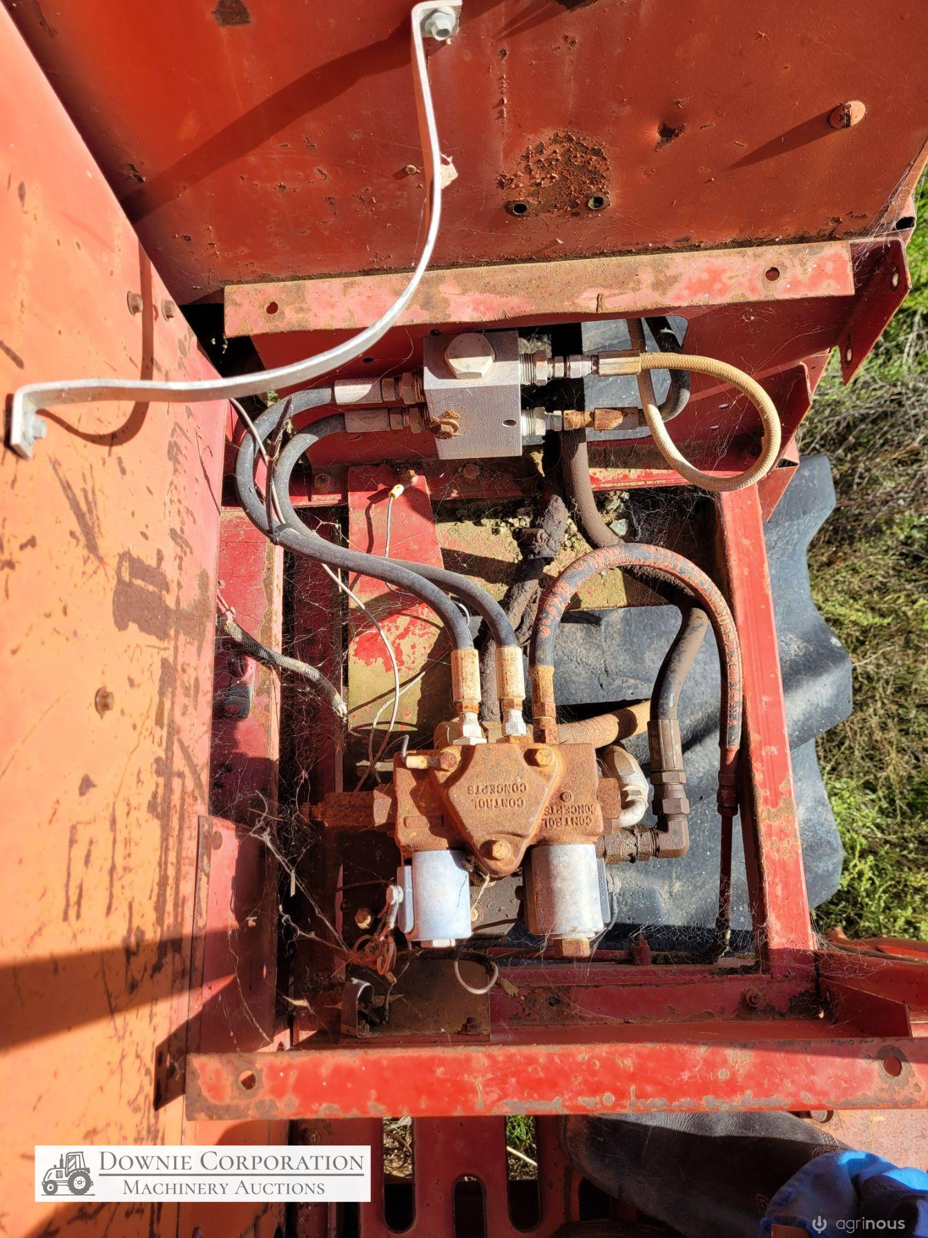 IH 1460 Axial Flow Header - photo 2