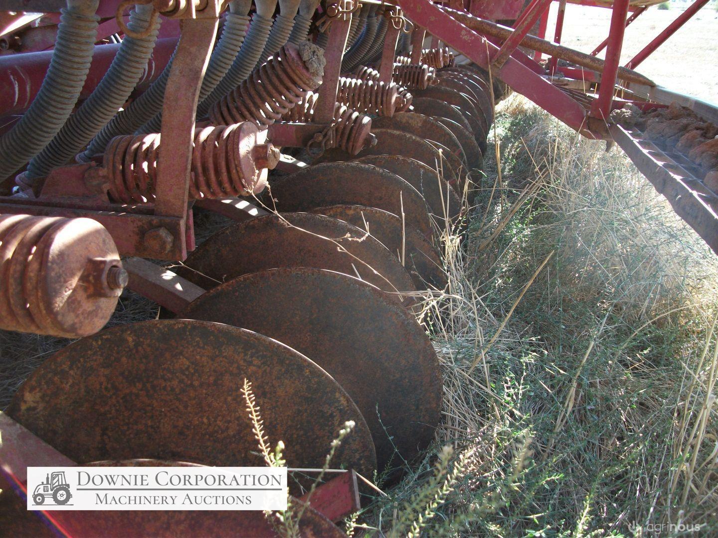IH-511 Combine 24 row Disc Seeder - photo 13