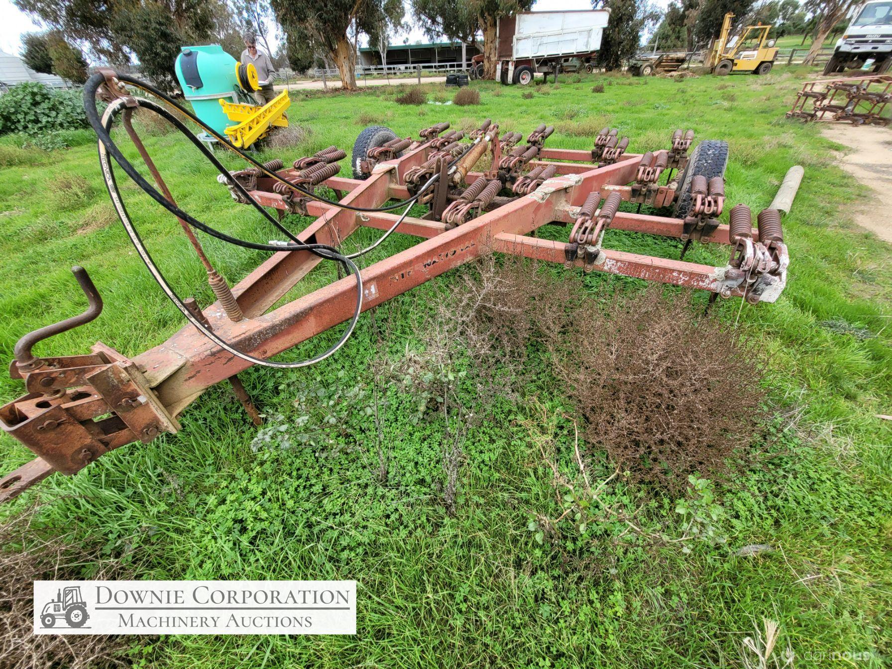 IH-211 Scarifier 21 Tyne - photo 9