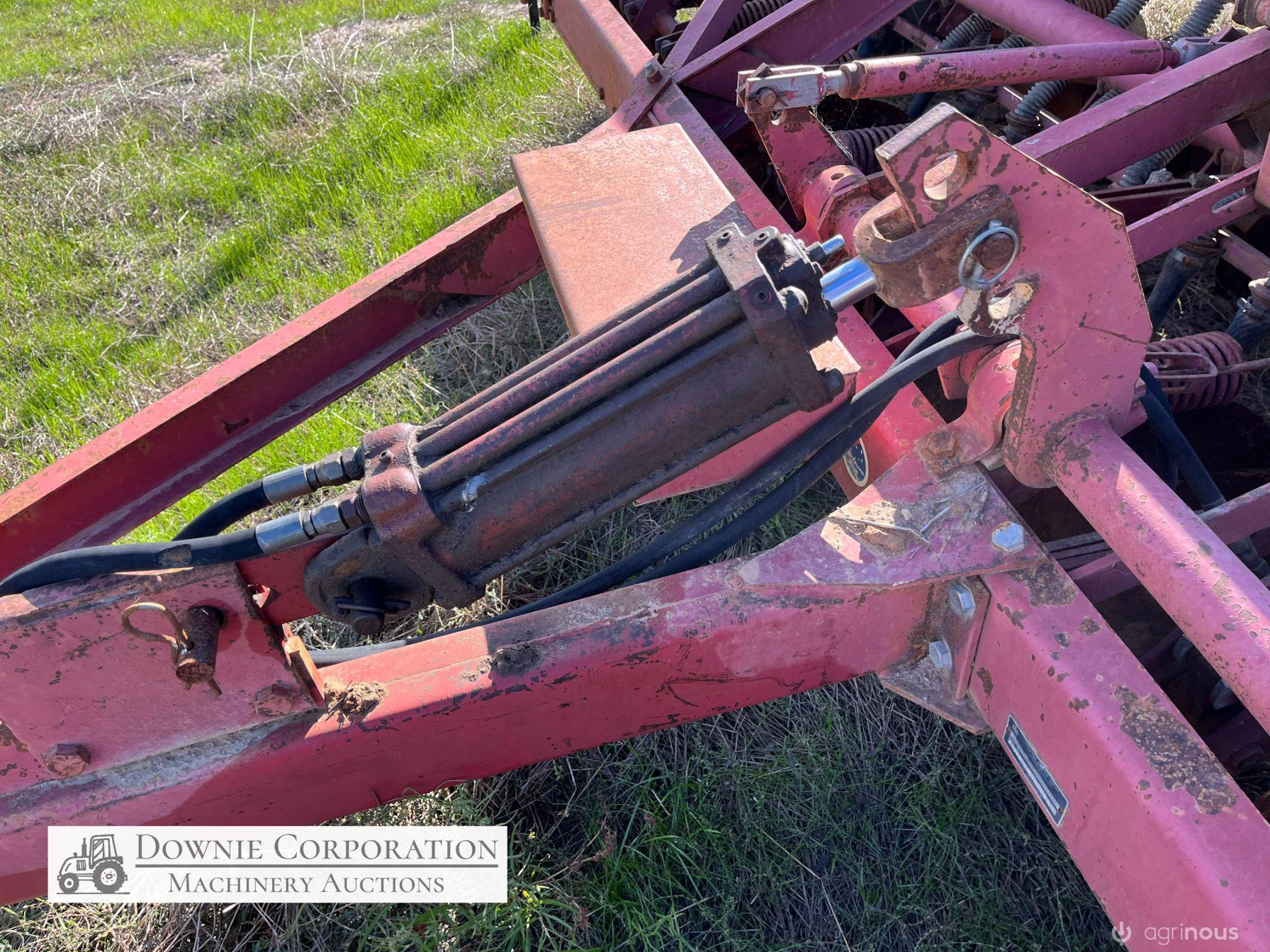 IH-511 Combine 24 row Disc Seeder - photo 6