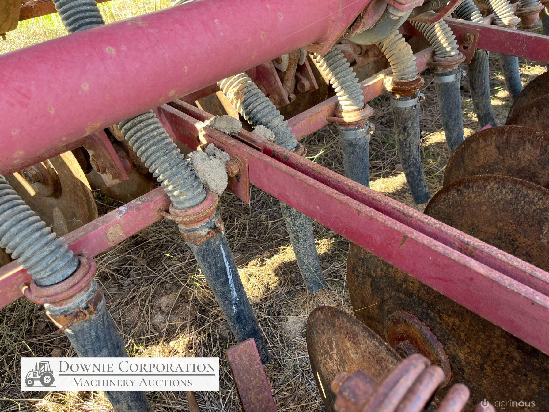 IH-511 Combine 24 row Disc Seeder - photo 8