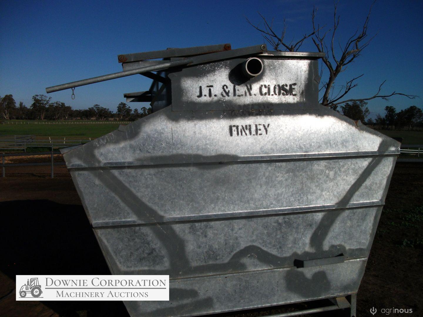 Close 4ton Stock Self Feeder (2) - photo 7
