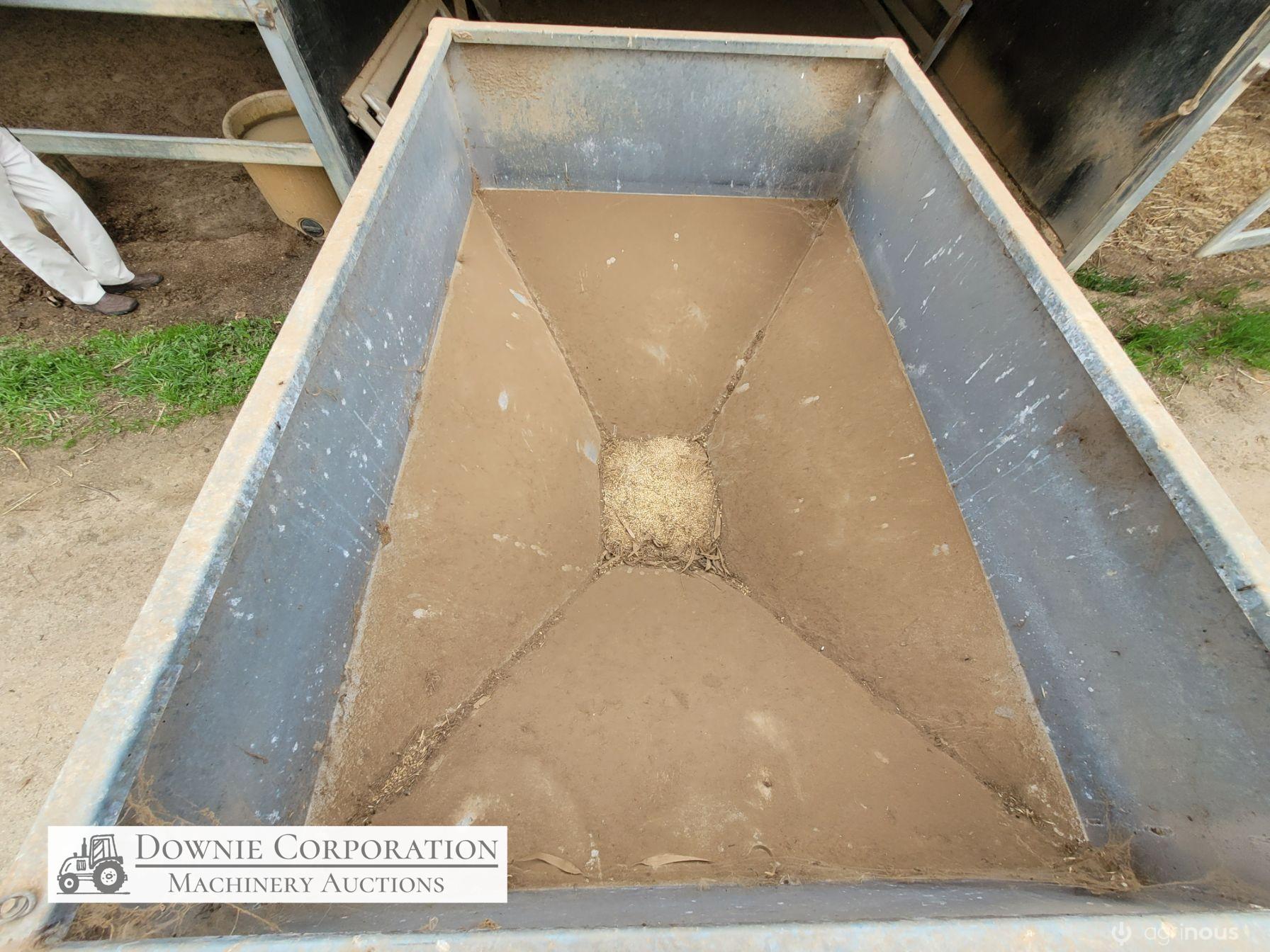 Grain/Pellet Feedout Trailer - photo 8