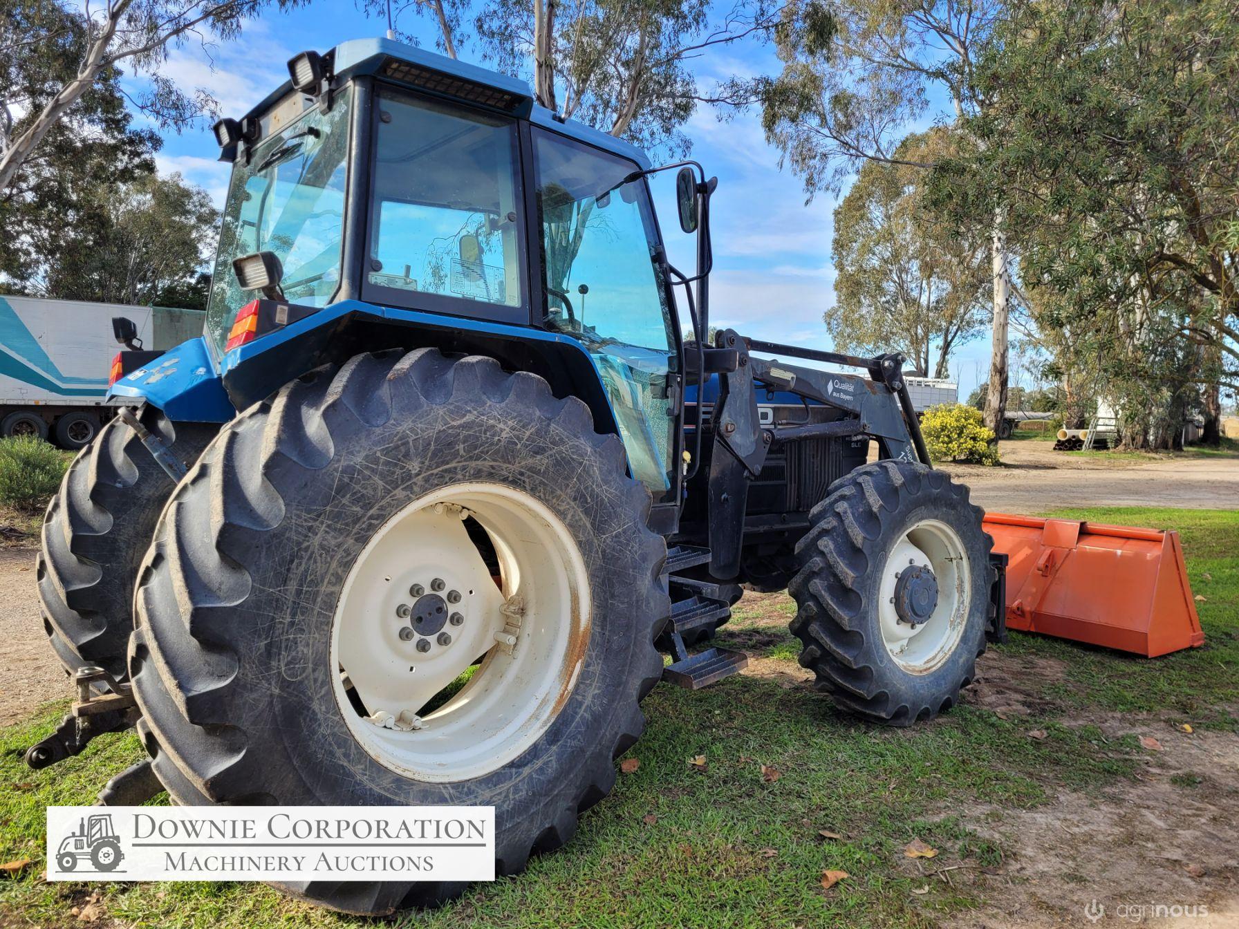 Ford New Holland 8340 Tractor - photo 5