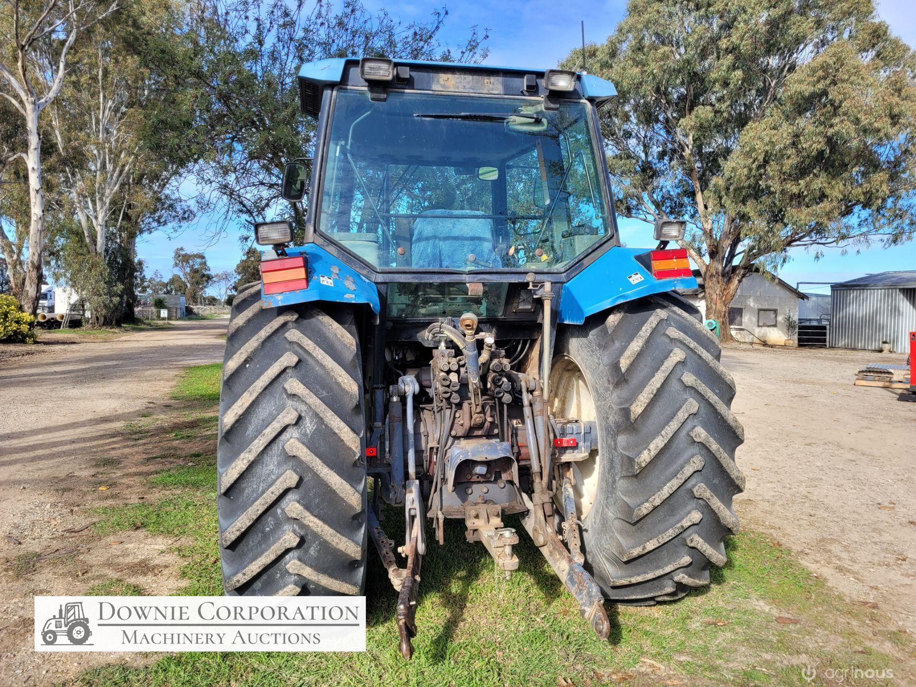 Ford New Holland 8340 Tractor - photo 9