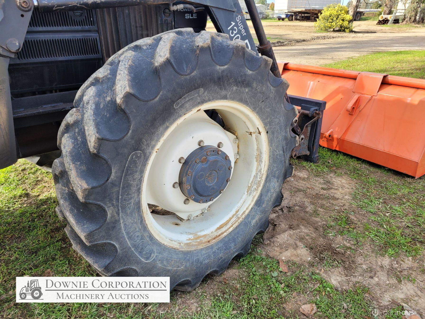 Ford New Holland 8340 Tractor - photo 33