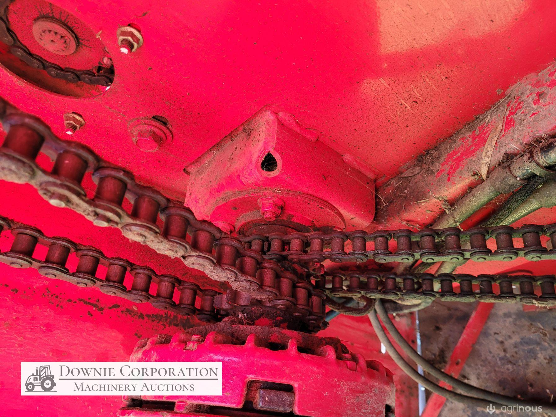 MF Heston 2846A Round Baler - photo 3