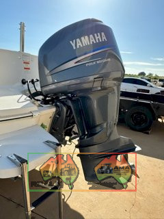 Hanes Signature 6.4 fiberglass runabout bowrider ski boat. - photo 12