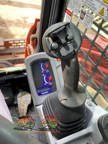2020 Kubota SVL75-2C Wide Track Skid Steer - (REDUCED PRICE) - photo 4