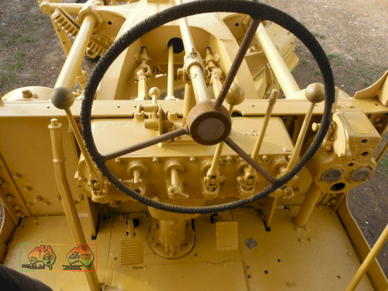 Cat 12 Road Grader (REDUCED) - photo 6