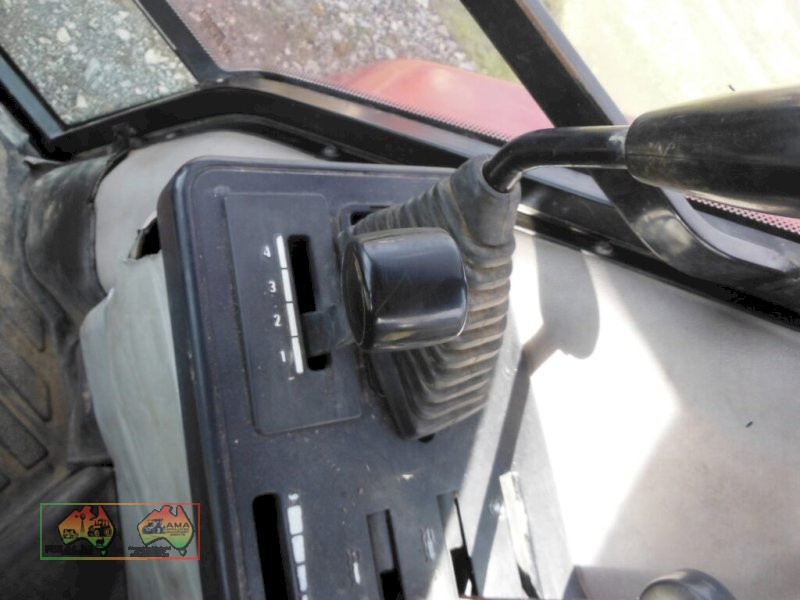 Case 5140 FEL Tractor - photo 11