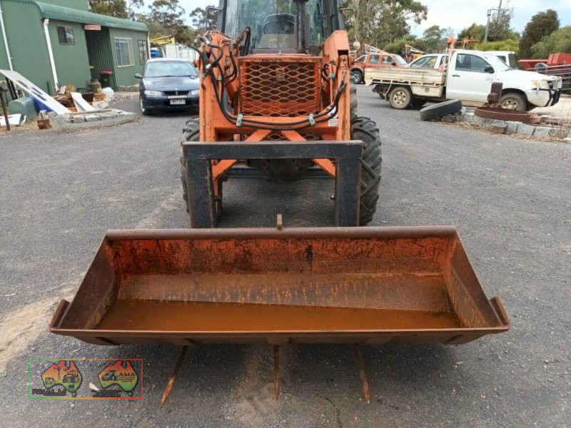 Kubota M5950DT FEL Tractor - photo 10