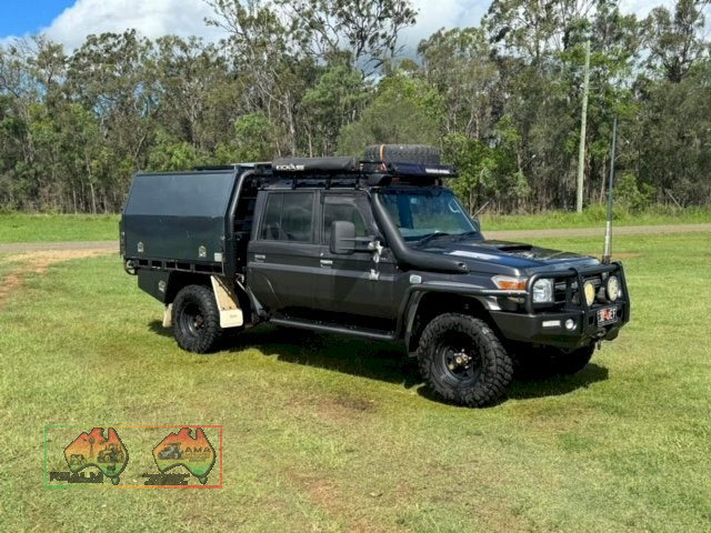 2015 Land Cruiser GXL dual cab Lots of extras - photo 2