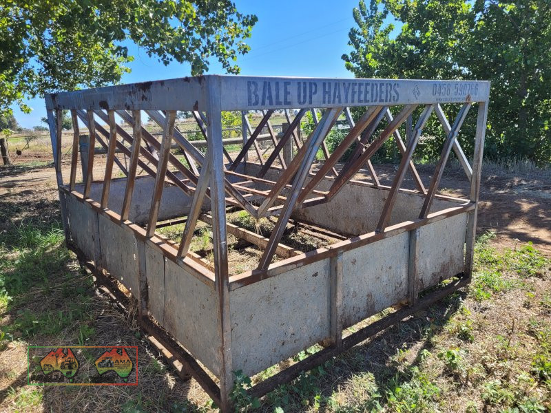 Bale-up Hay Feeder "A" - photo 2
