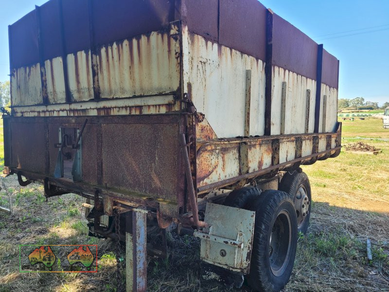 10ft Farm Tipping Dog Trailer - photo 3