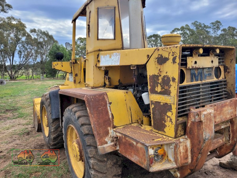 MF-22 Hanomag Industrial Loader (REDUCED) - photo 3