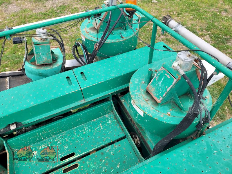 2002 Nairn 680LS Grape Harvester - photo 6