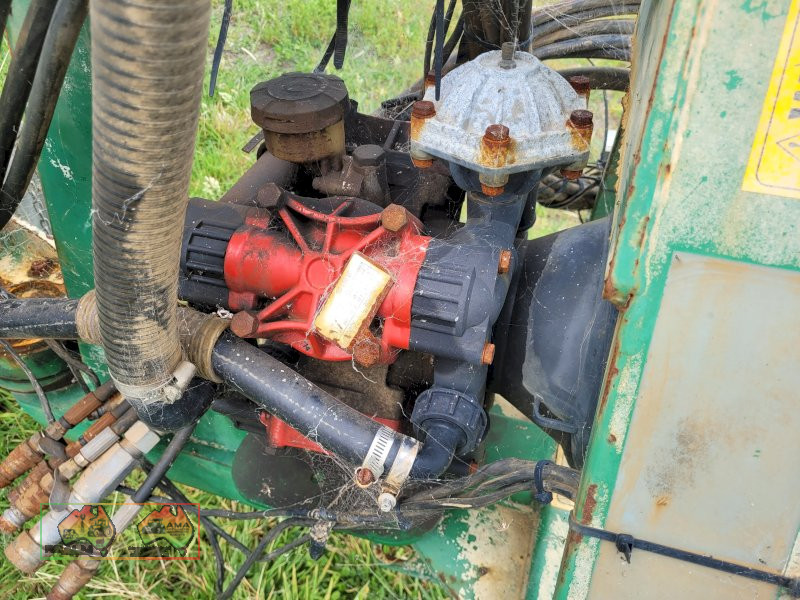 Goldacres 3000 Twin Canopy Vineyard Sprayer - photo 8