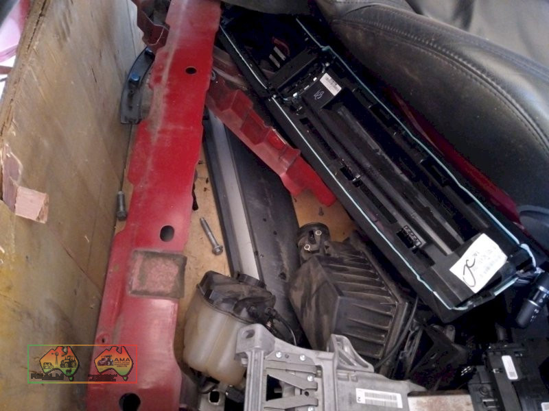 Assorted 2014 Evoke Range Rover Parts - photo 3