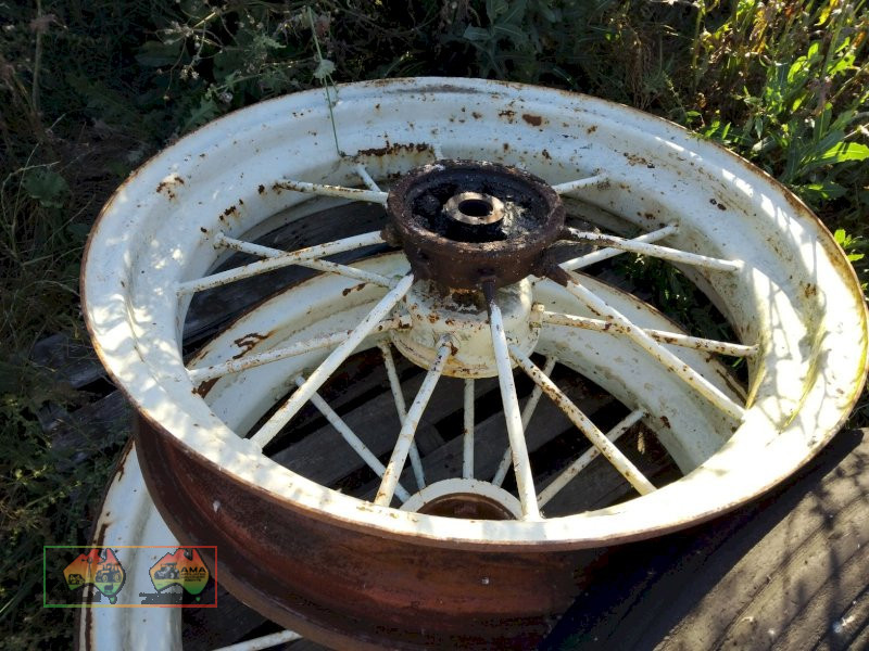 Pair of Combine Wheels (White) - photo 1