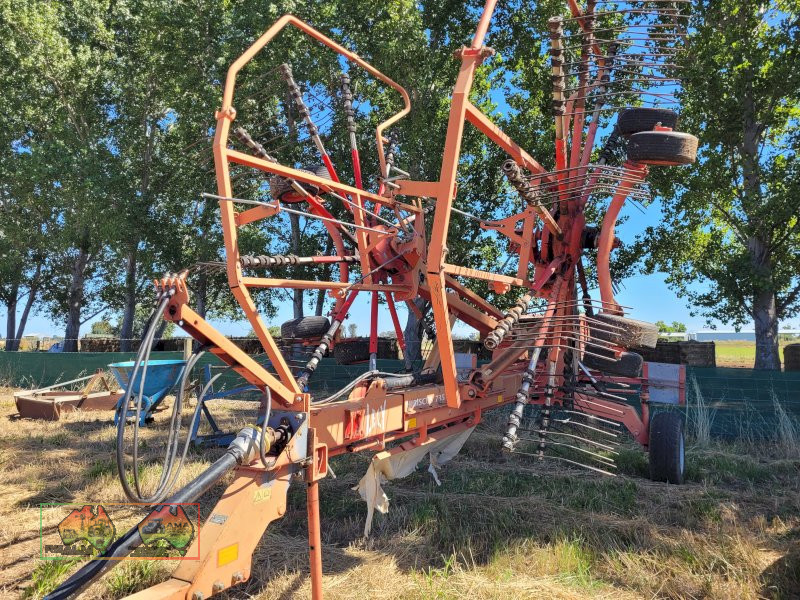 2002 Lely Hibiscus 735 Vario Hay Rake - photo 2
