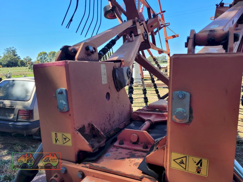 2002 Lely Hibiscus 735 Vario Hay Rake - photo 11