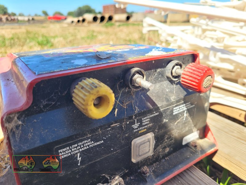 Panther 20,000 Mains Fence Energiser - photo 3