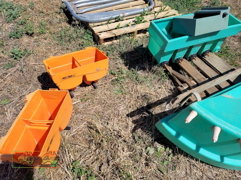 2x 2 Teat Calf Milk Feeders (Orange) - photo 3