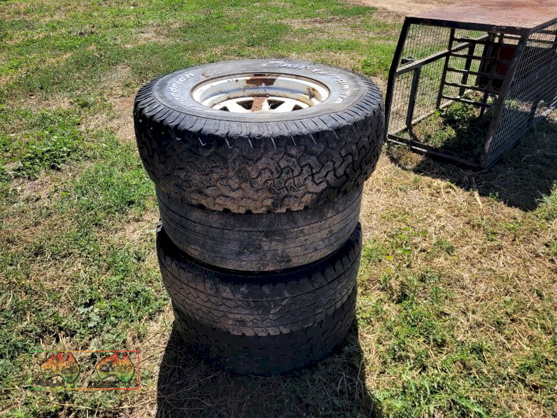 4x Toyota Sunraysia Rims & Tyres - photo 3