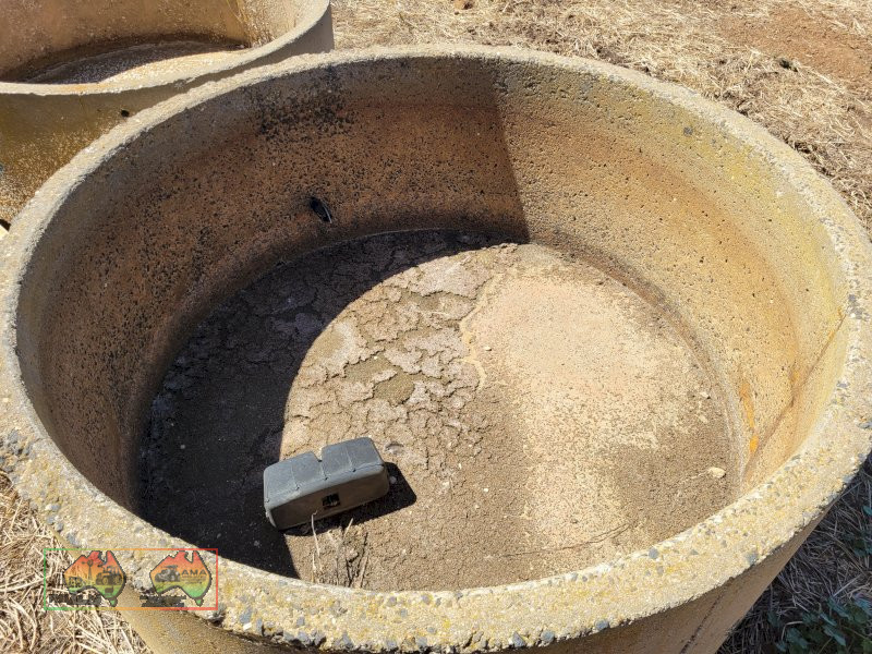 4ft Stock Circle Water Trough "B" - photo 3