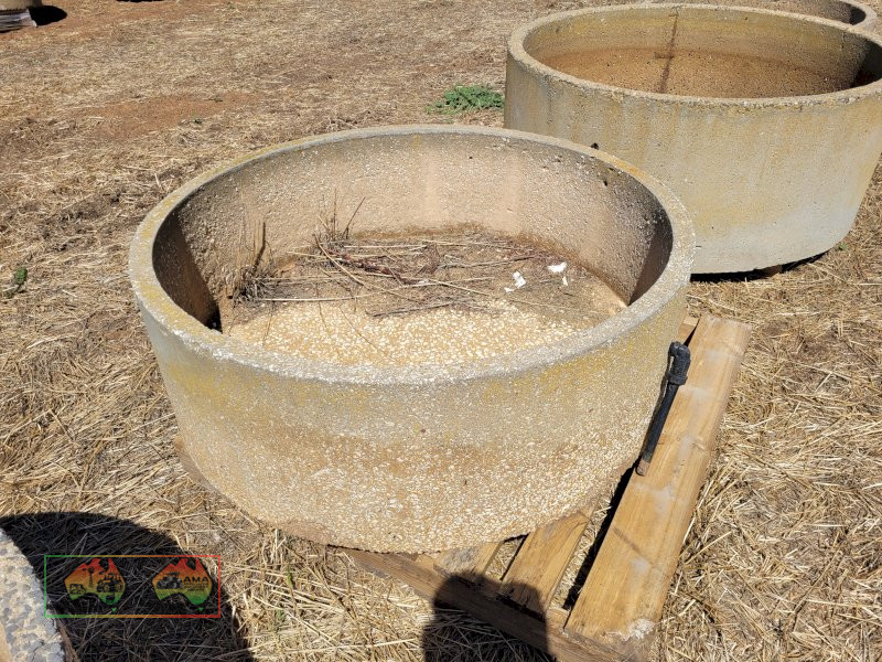 4ft Stock Circle Water Trough "C" - photo 3