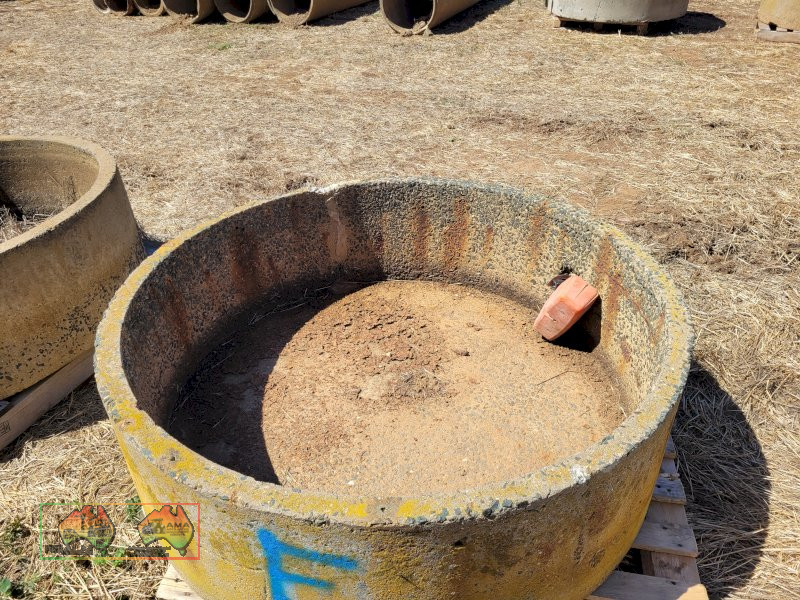 4ft Stock Circle Water Trough "E" - photo 2