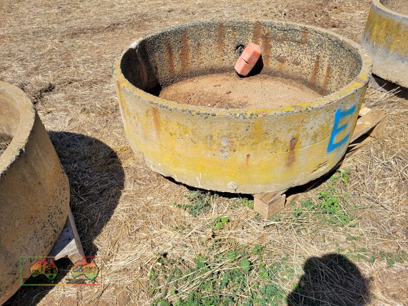 4ft Stock Circle Water Trough "E" - photo 4