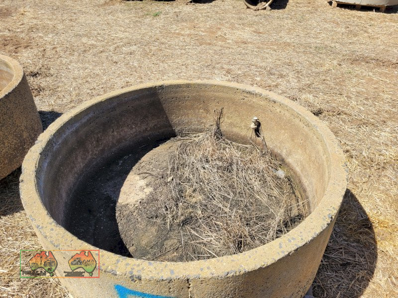 4ft Stock Circle Water Trough "F" - photo 3