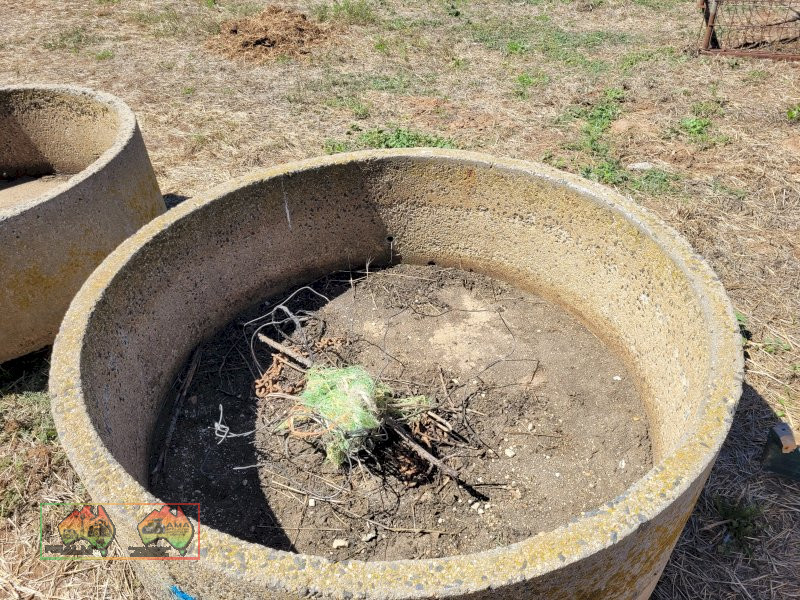 4ft Stock Circle Water Trough "J" - photo 2
