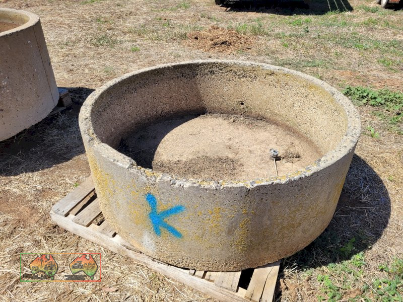 4ft Stock Circle Water Trough "K"