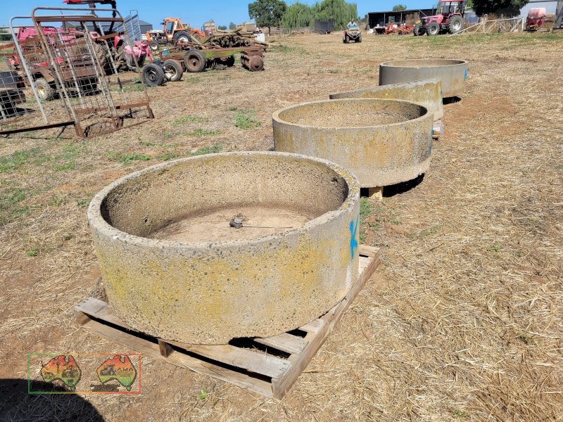 4ft Stock Circle Water Trough "K" - photo 3