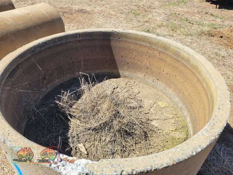 4ft Stock Circle Water Trough "L" - photo 3