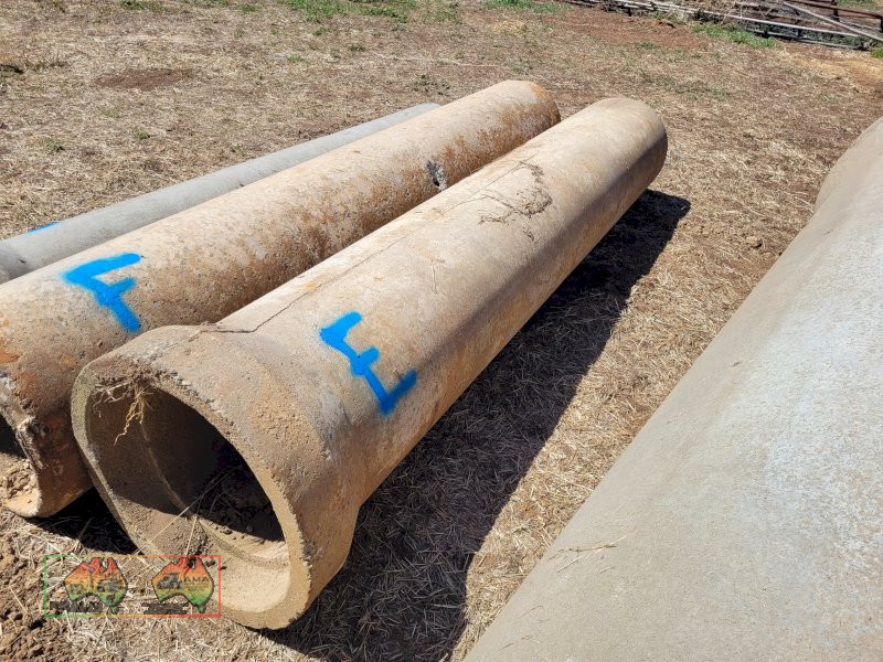 2x Concrete Pipes "E&F" (8ft x 15") - photo 2