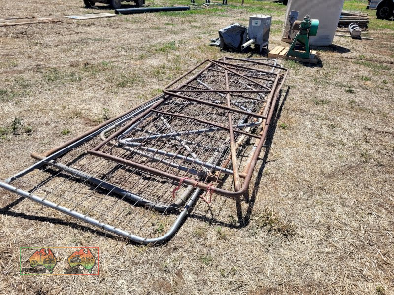 6x Assorted Farm Gates