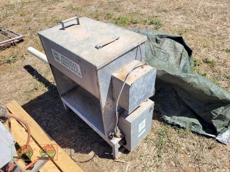 Trevaskis Engineering Mineral Dispenser - photo 2