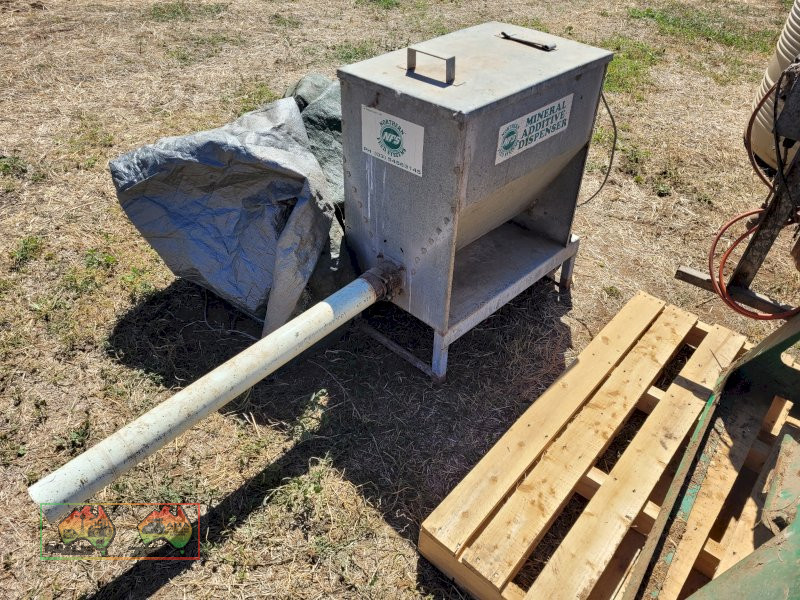 Trevaskis Engineering Mineral Dispenser - photo 3