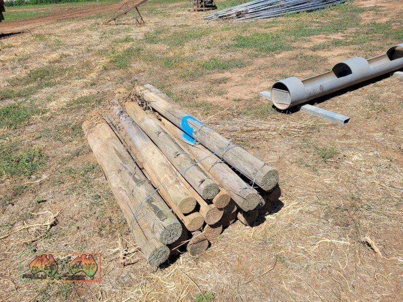 20x Used 6ft x 5" Pine Posts "C" - photo 3