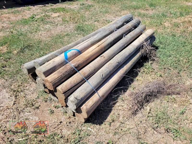 20x Used 6ft x 5" Pine Posts "A"
